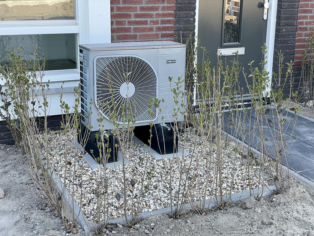 why-is-my-heat-pump-blowing-cold-air-meadow-air